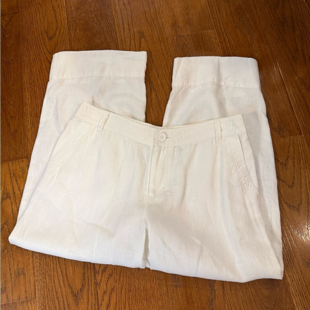 Liz Claiborne size 8 white Audra high rise pants